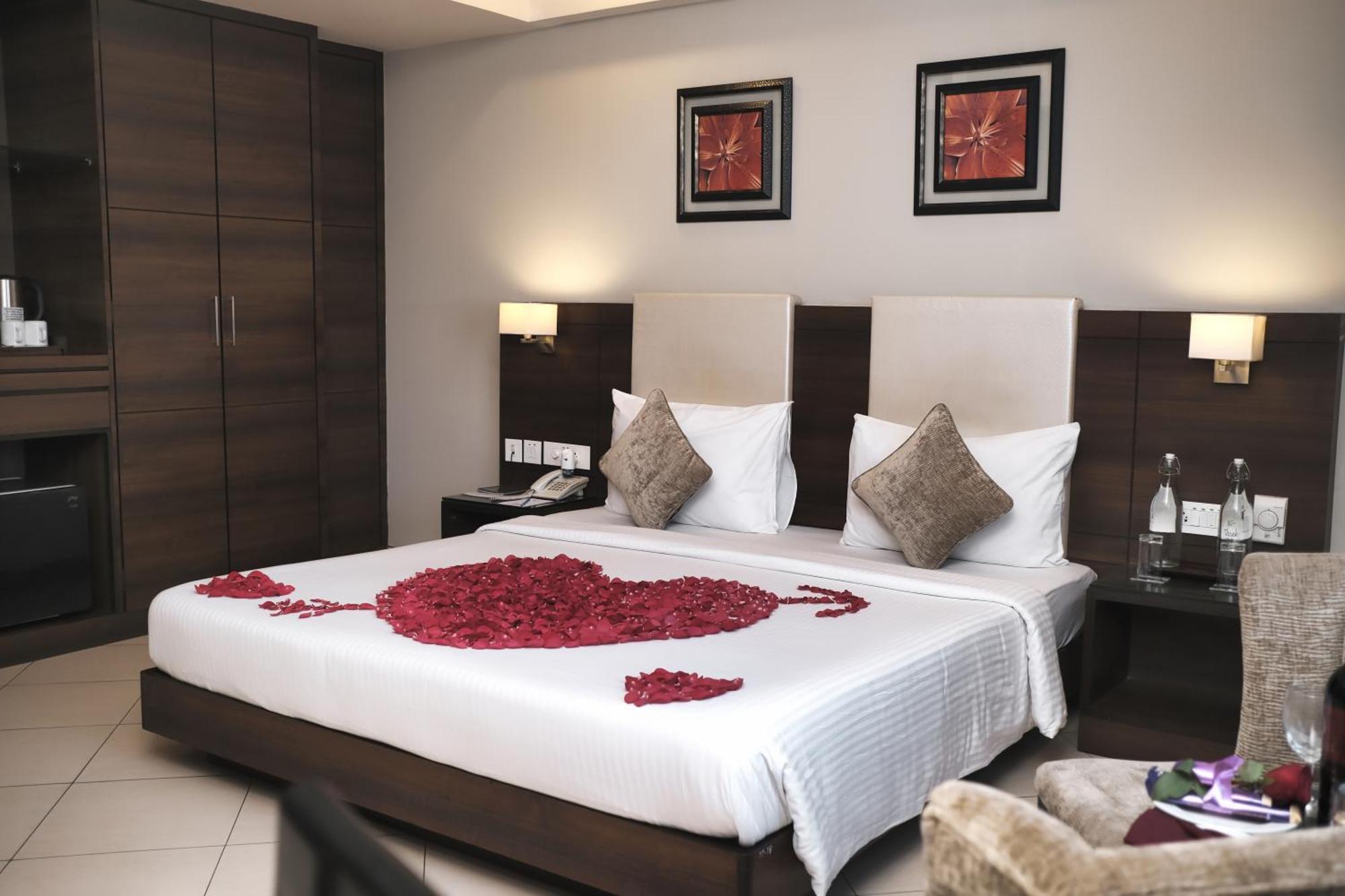 Peerless Hotel Durgapur Ngoại thất bức ảnh