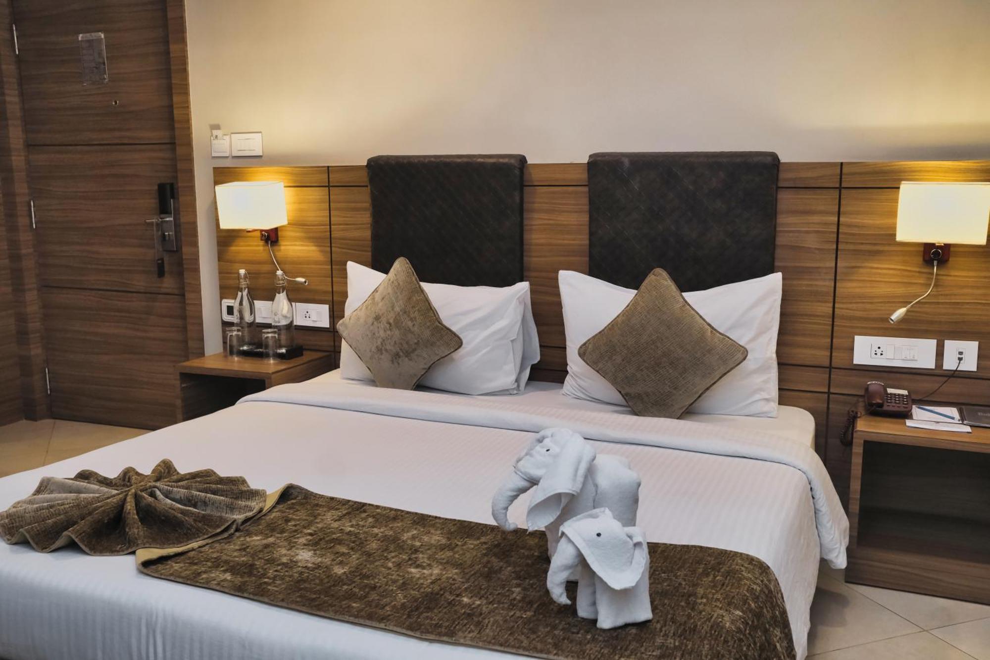 Peerless Hotel Durgapur Ngoại thất bức ảnh