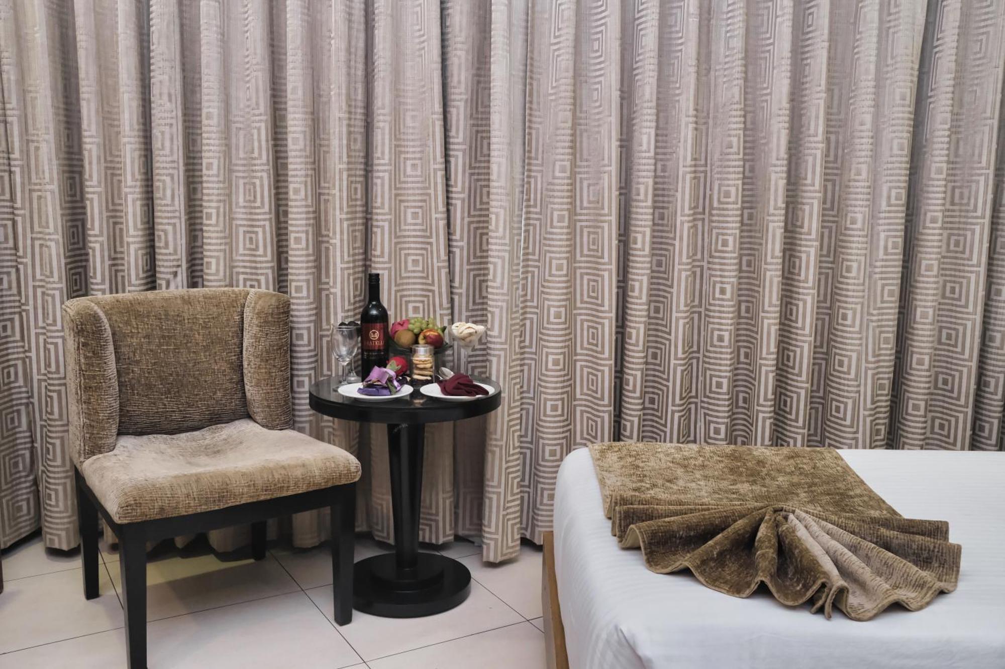 Peerless Hotel Durgapur Ngoại thất bức ảnh