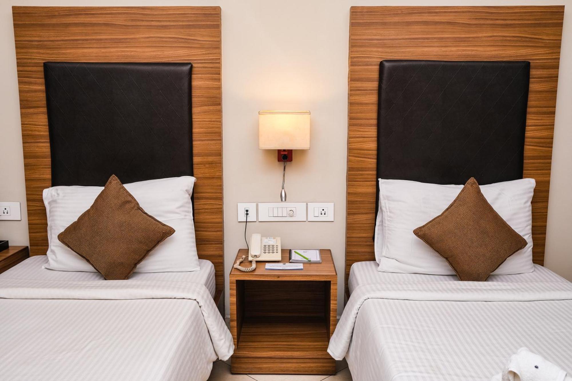 Peerless Hotel Durgapur Ngoại thất bức ảnh