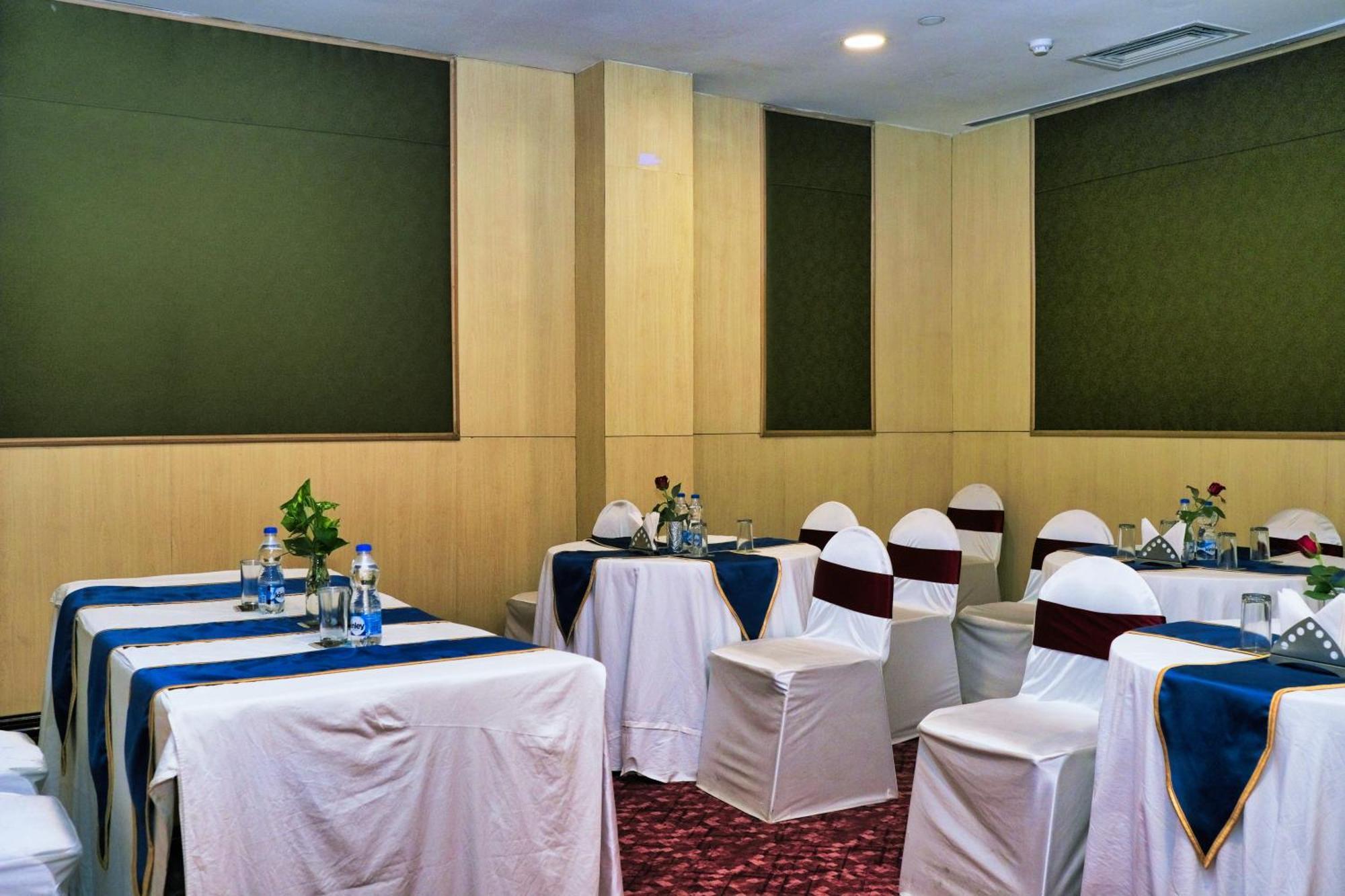 Peerless Hotel Durgapur Ngoại thất bức ảnh